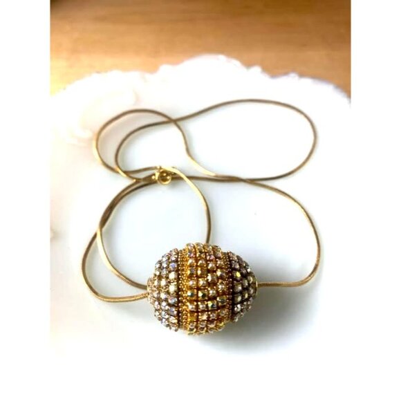 Vintage Aurora Borealis Egg Necklace on Gold-Tone Chain - Picture 2 of 8